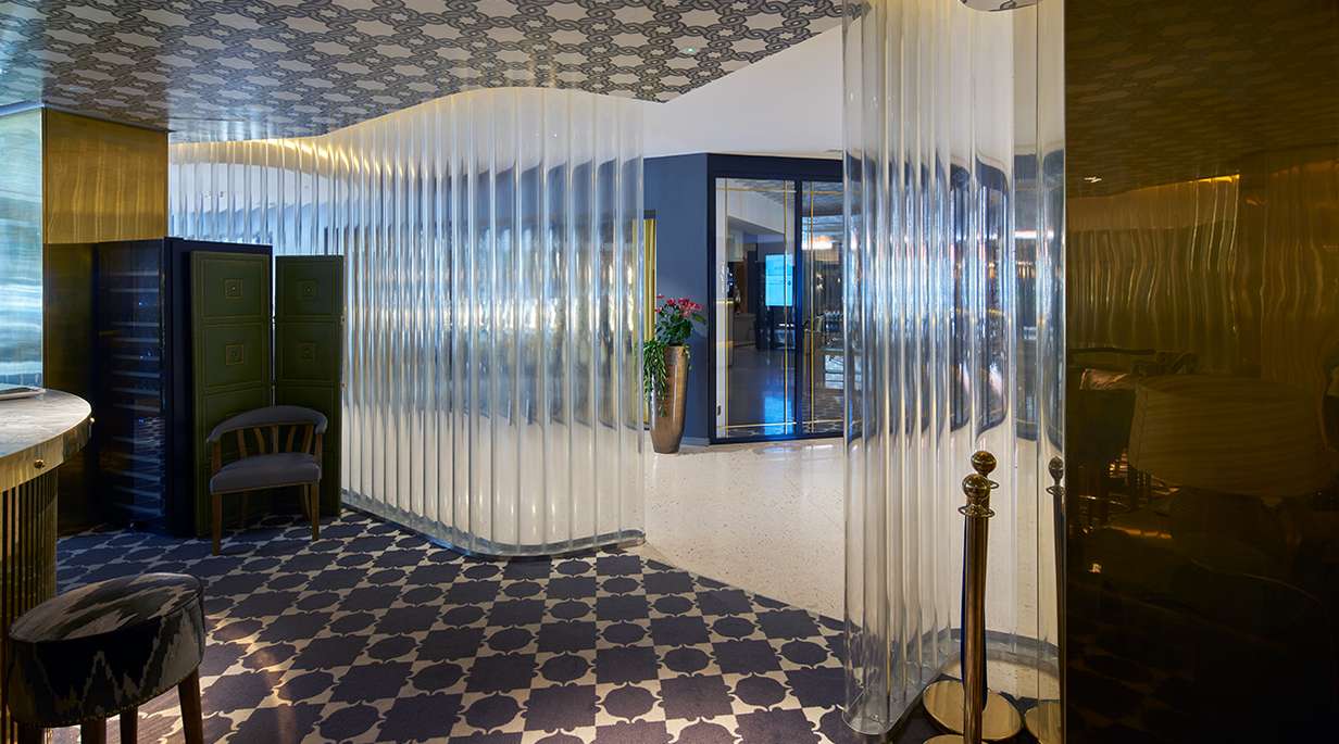 Glass Wall and Partitions